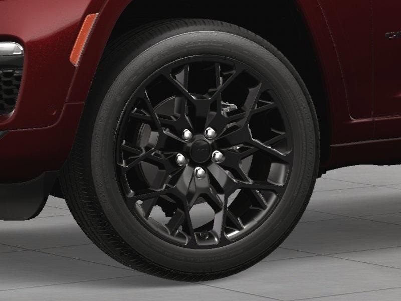 new 2025 Jeep Grand Cherokee car, priced at $69,175