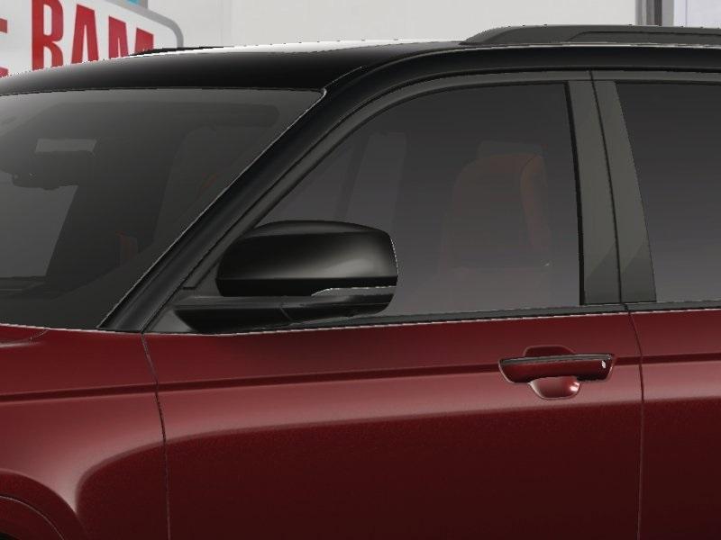 new 2025 Jeep Grand Cherokee car, priced at $69,175