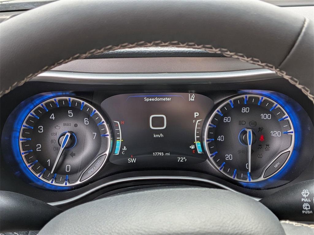 used 2022 Chrysler Pacifica car, priced at $28,999