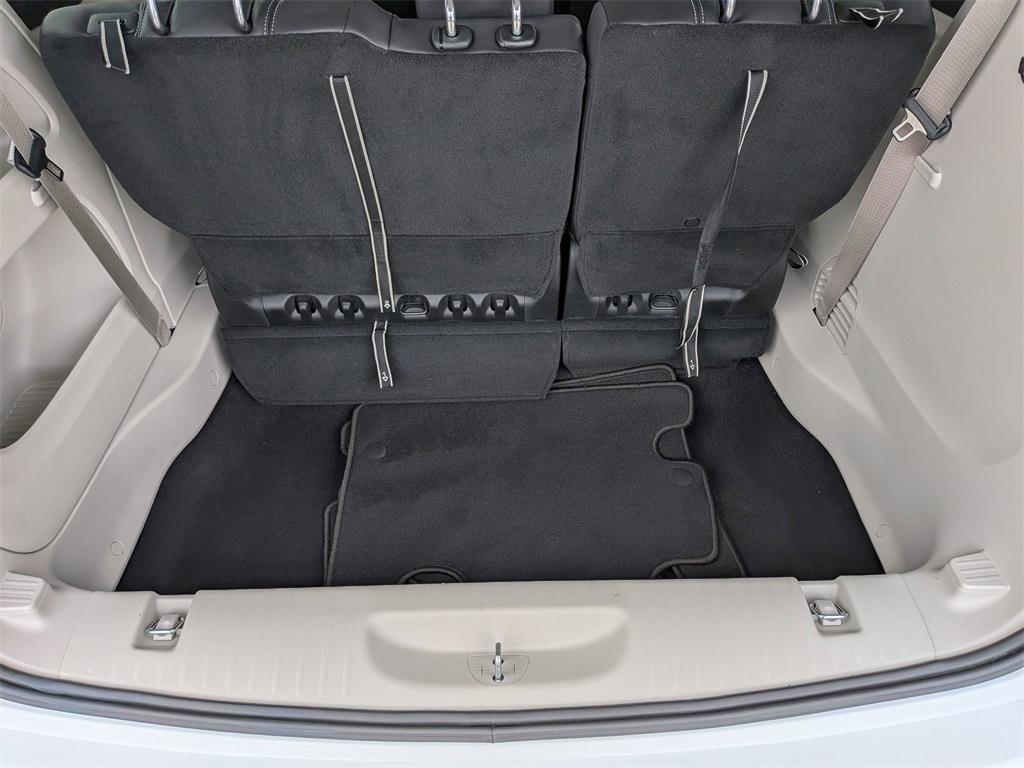 used 2022 Chrysler Pacifica car, priced at $28,999