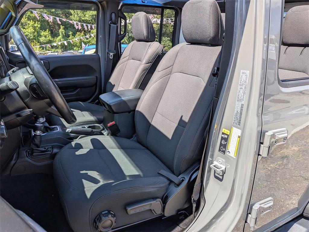 used 2022 Jeep Wrangler Unlimited car, priced at $37,999