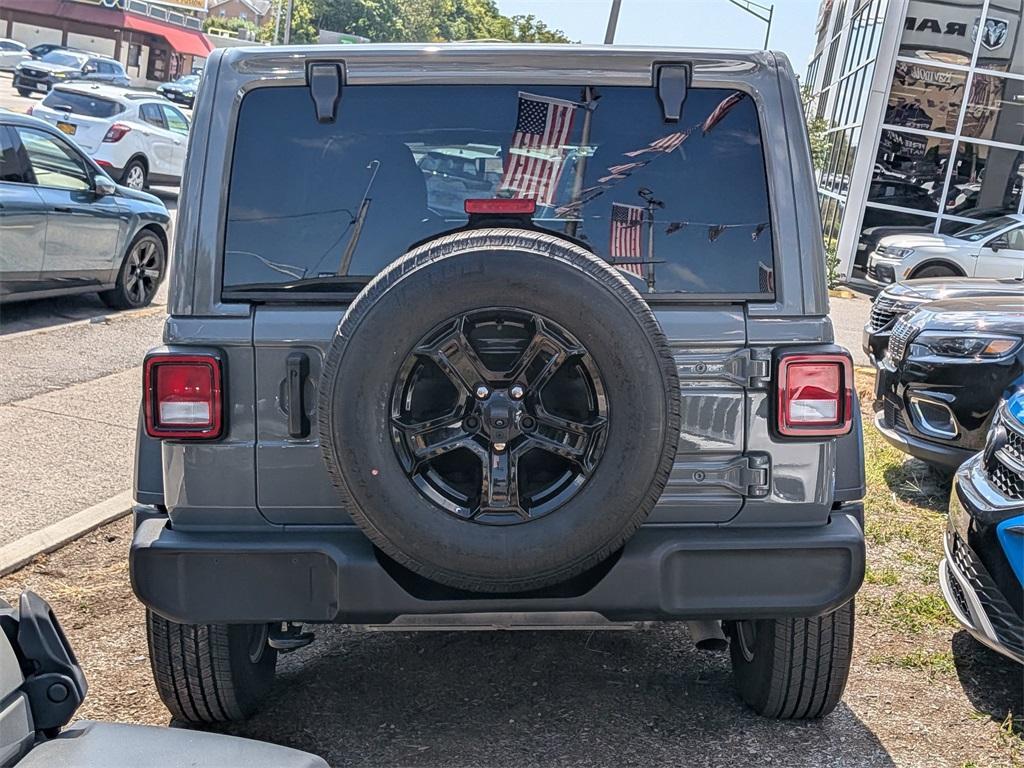 used 2022 Jeep Wrangler Unlimited car, priced at $37,999