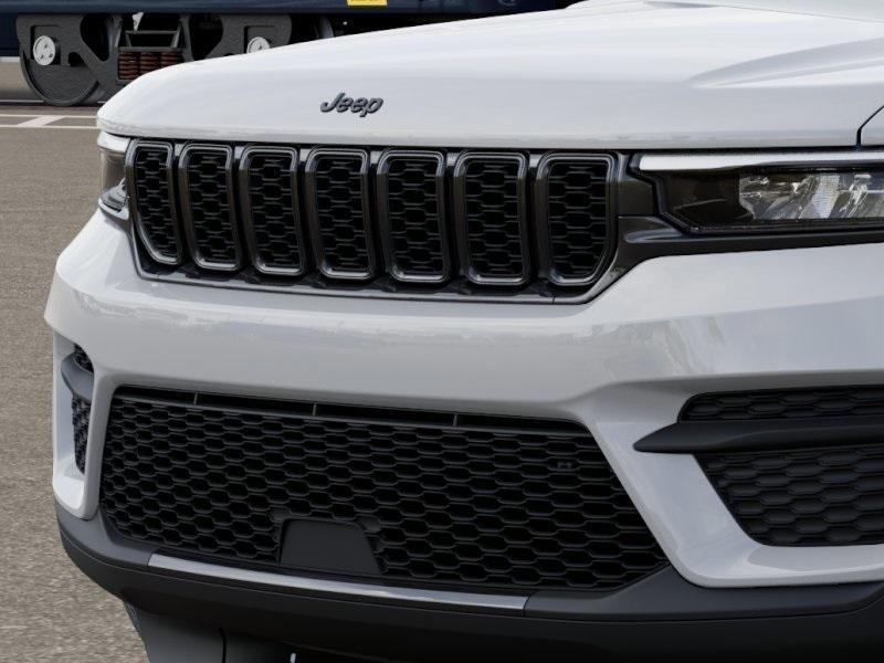 new 2025 Jeep Grand Cherokee car, priced at $48,805