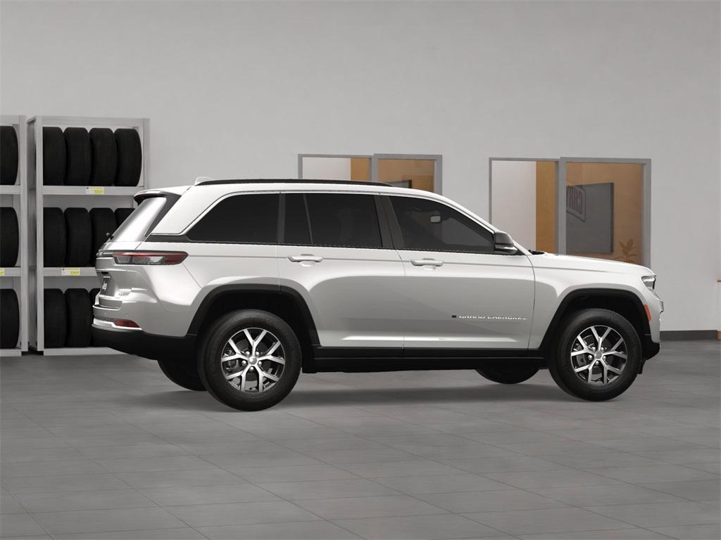 new 2025 Jeep Grand Cherokee car, priced at $44,650