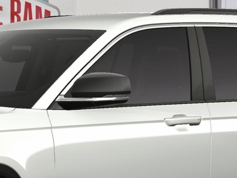 new 2025 Jeep Grand Cherokee car, priced at $44,650