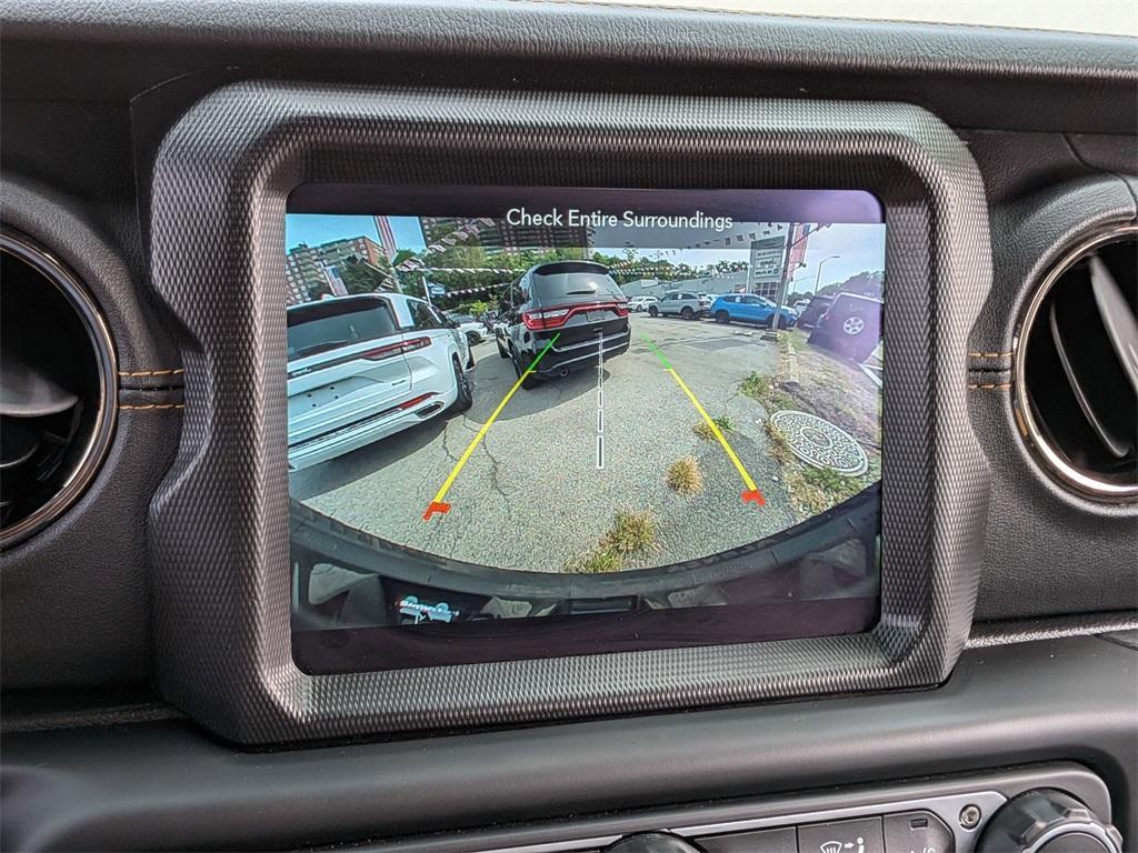 used 2021 Jeep Wrangler Unlimited car, priced at $39,999