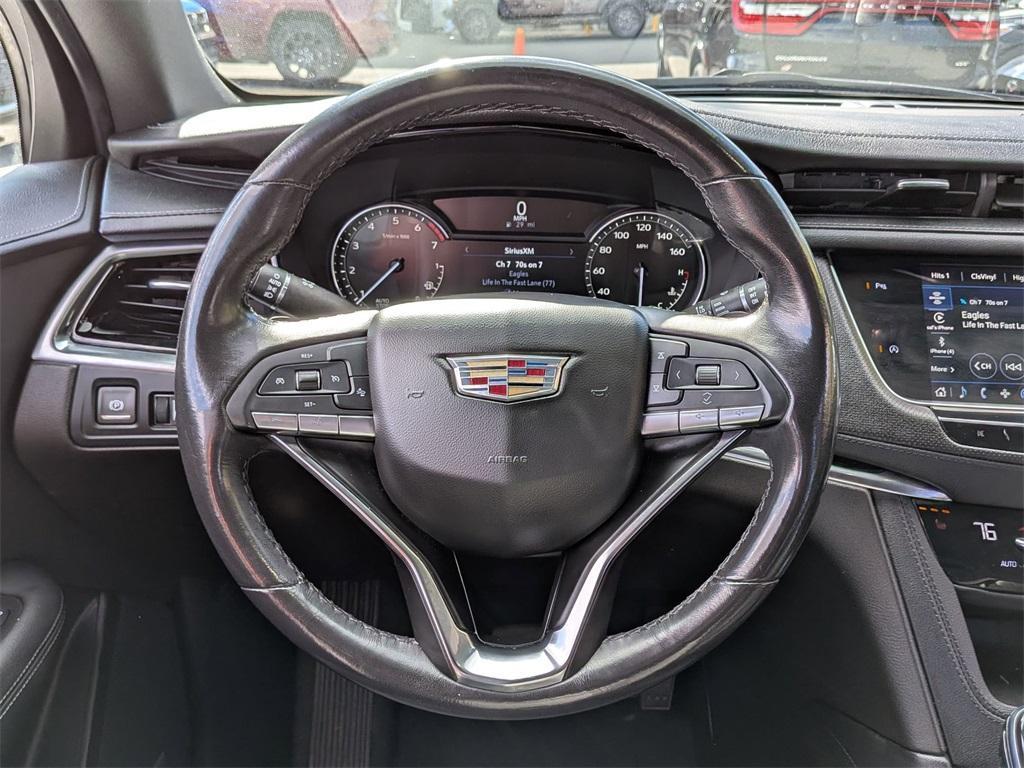 used 2022 Cadillac XT6 car, priced at $32,999