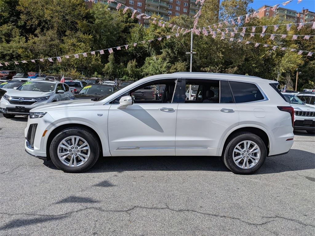 used 2022 Cadillac XT6 car, priced at $32,999