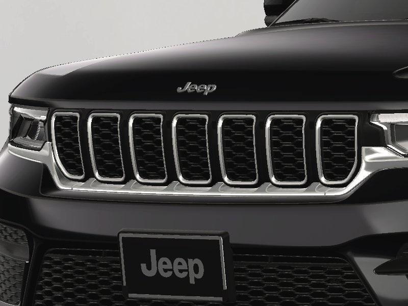 new 2025 Jeep Grand Cherokee car, priced at $41,920