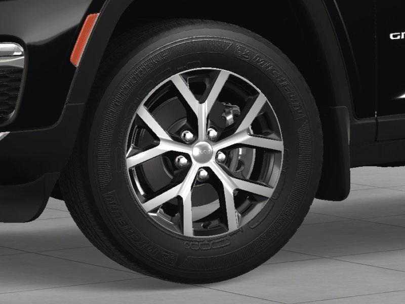 new 2025 Jeep Grand Cherokee car, priced at $48,185