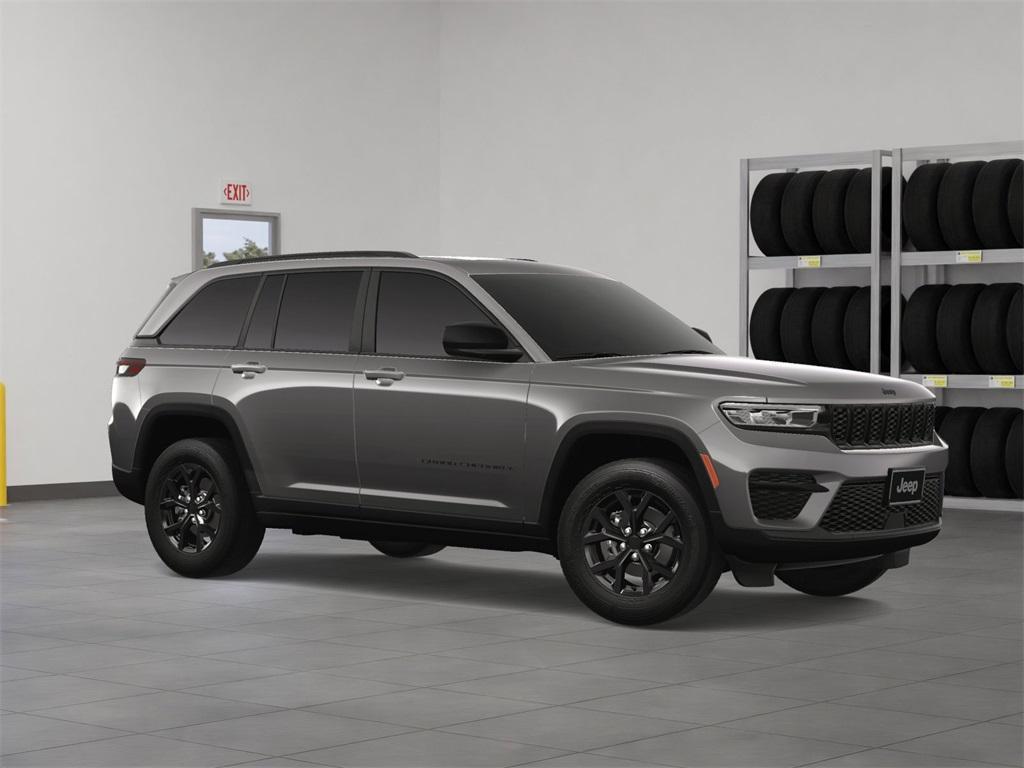 new 2025 Jeep Grand Cherokee car, priced at $44,480