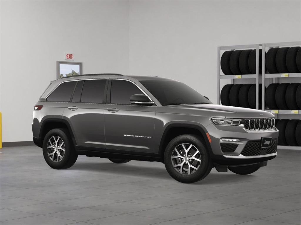 new 2025 Jeep Grand Cherokee car, priced at $47,760