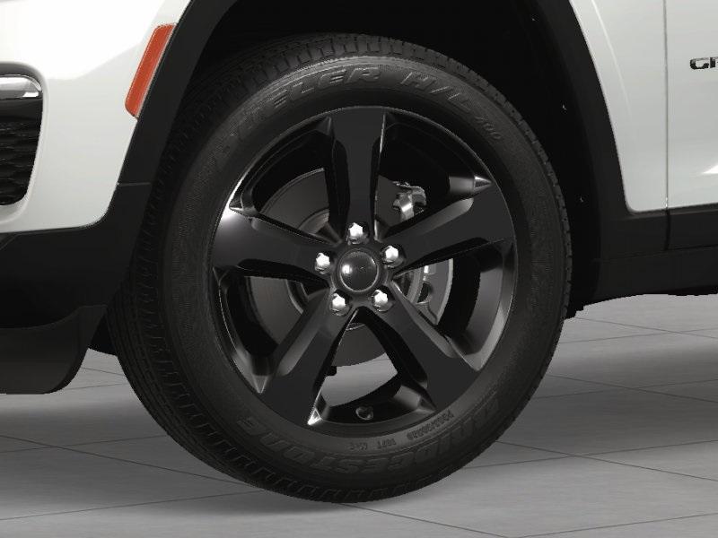 new 2025 Jeep Grand Cherokee car, priced at $49,890