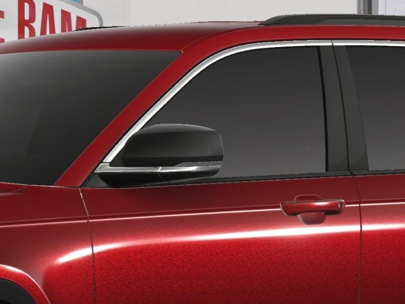 new 2025 Jeep Grand Cherokee car, priced at $47,760