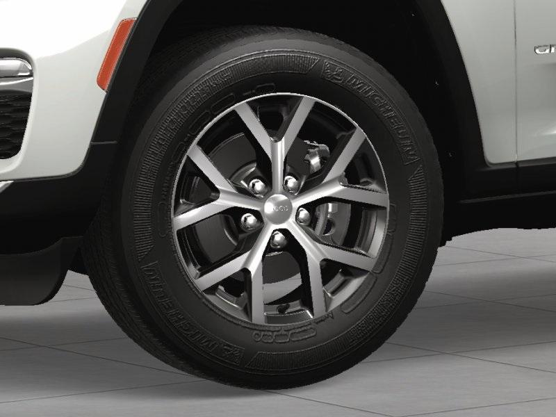 new 2025 Jeep Grand Cherokee car, priced at $44,650