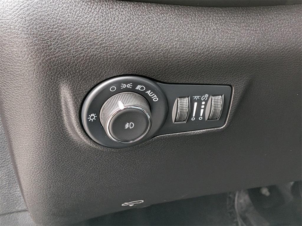 used 2025 Jeep Compass car, priced at $27,499