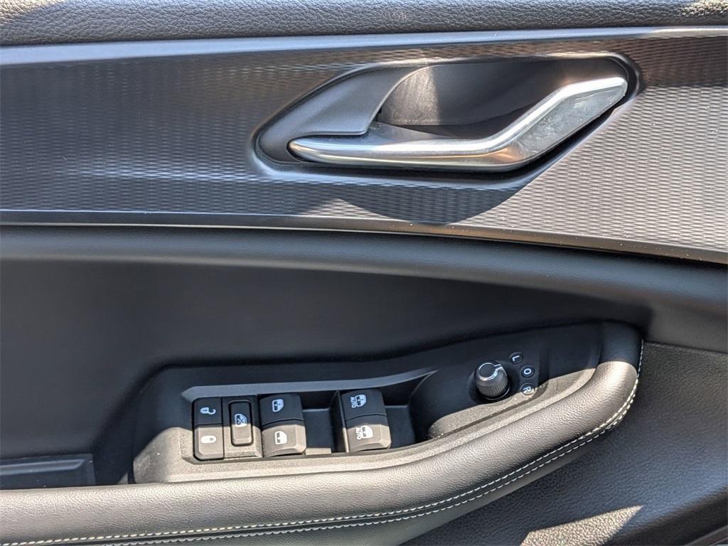 used 2025 Jeep Grand Cherokee L car, priced at $45,499