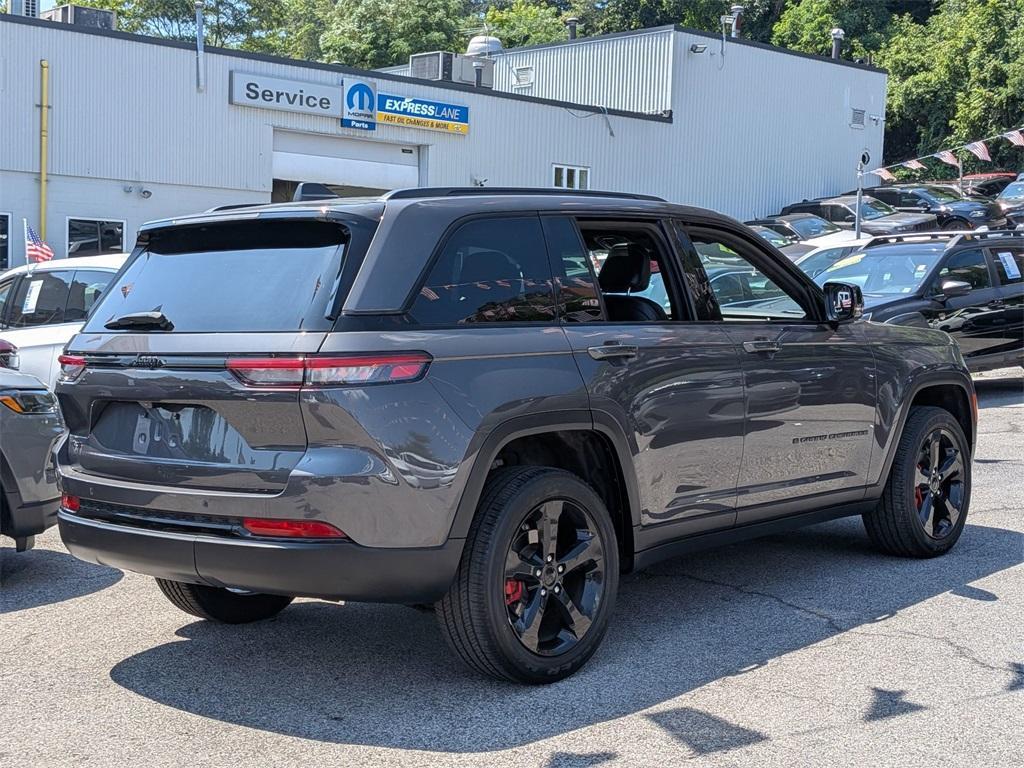 used 2023 Jeep Grand Cherokee car, priced at $37,499