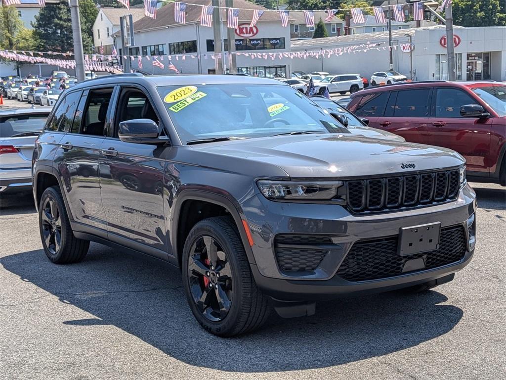 used 2023 Jeep Grand Cherokee car, priced at $37,499