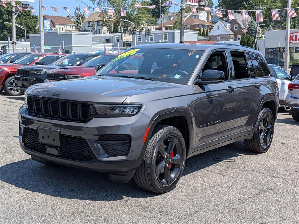 used 2023 Jeep Grand Cherokee car, priced at $37,499