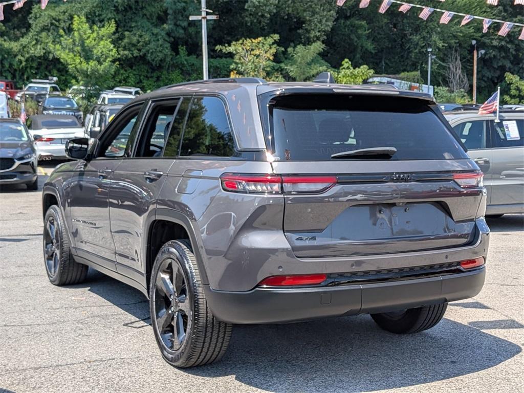 used 2023 Jeep Grand Cherokee car, priced at $37,499