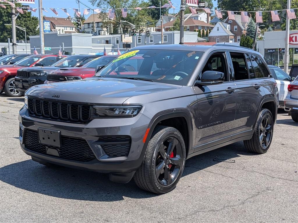 used 2023 Jeep Grand Cherokee car, priced at $37,499