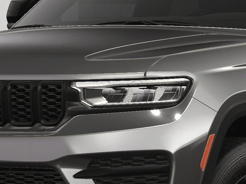 new 2025 Jeep Grand Cherokee car, priced at $47,155