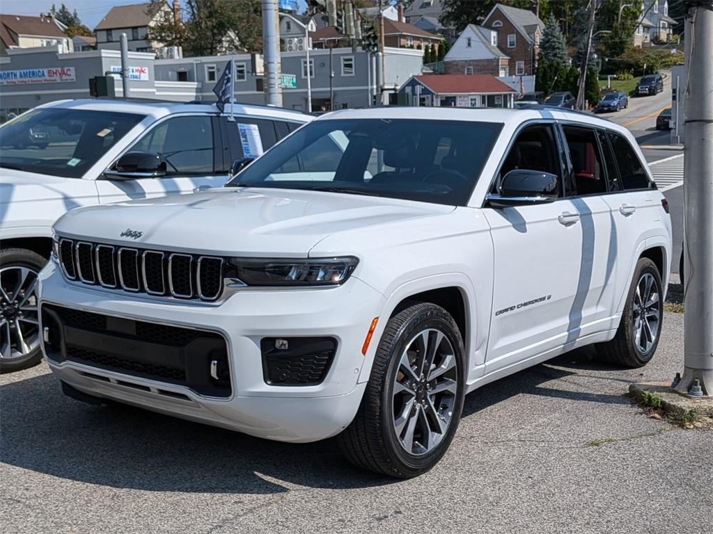used 2022 Jeep Grand Cherokee car, priced at $39,998