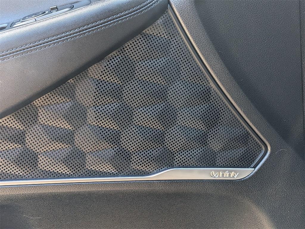 used 2019 Hyundai Santa Fe car, priced at $18,900