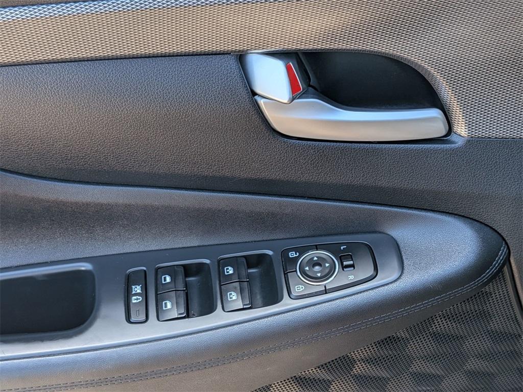 used 2019 Hyundai Santa Fe car, priced at $18,900