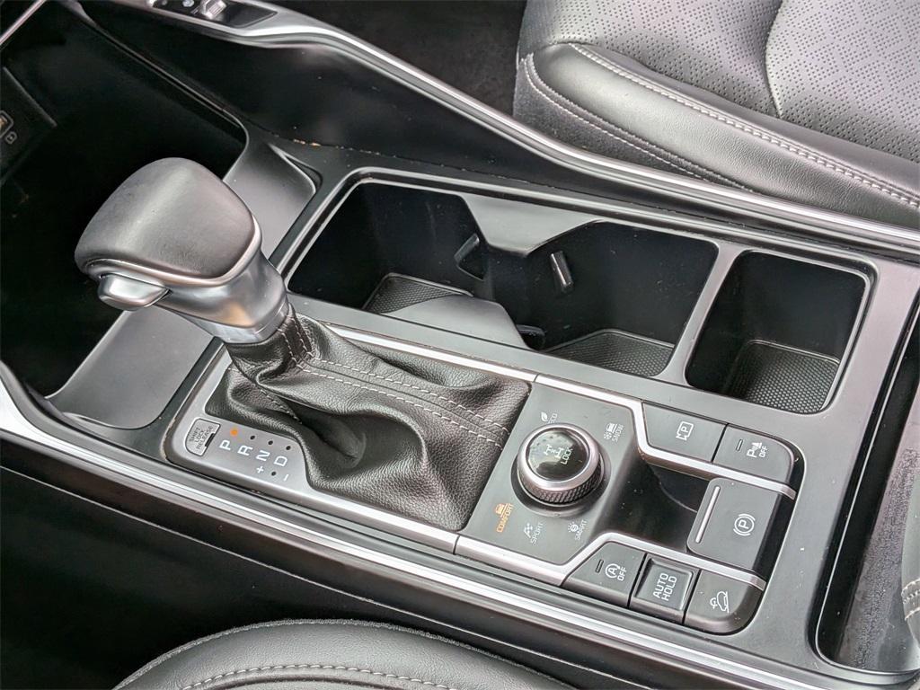 used 2023 Kia Sorento car, priced at $33,998