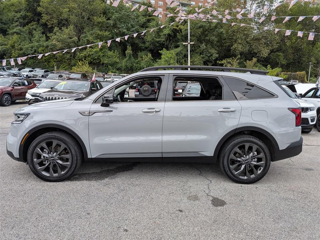 used 2023 Kia Sorento car, priced at $33,998