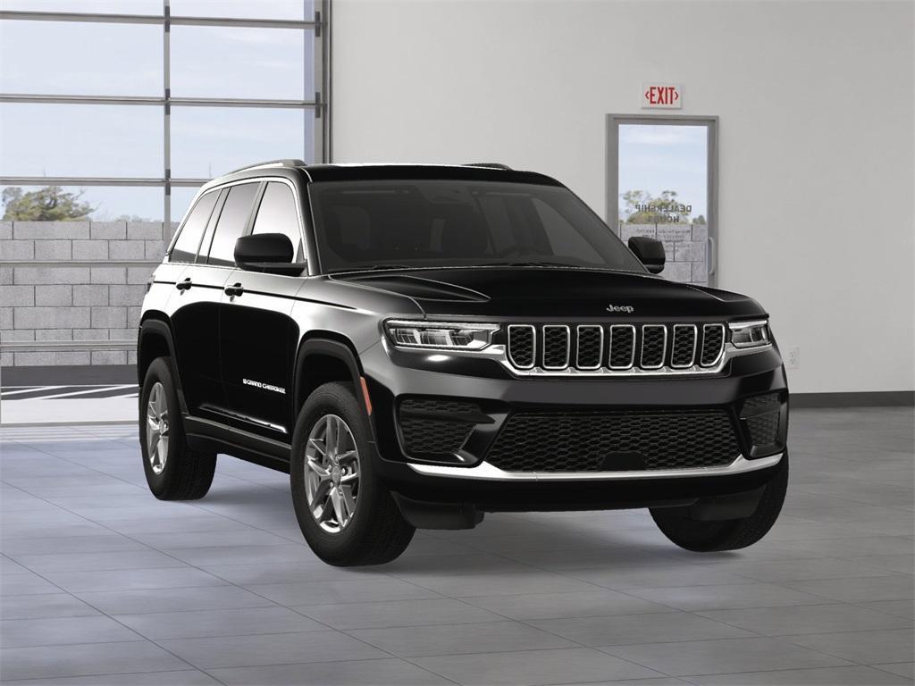 new 2025 Jeep Grand Cherokee car, priced at $44,595