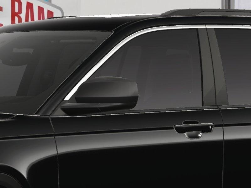 new 2025 Jeep Grand Cherokee car, priced at $44,595