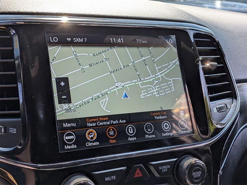 used 2021 Jeep Grand Cherokee car, priced at $30,999