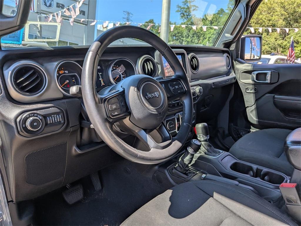 used 2021 Jeep Wrangler Unlimited car, priced at $32,998