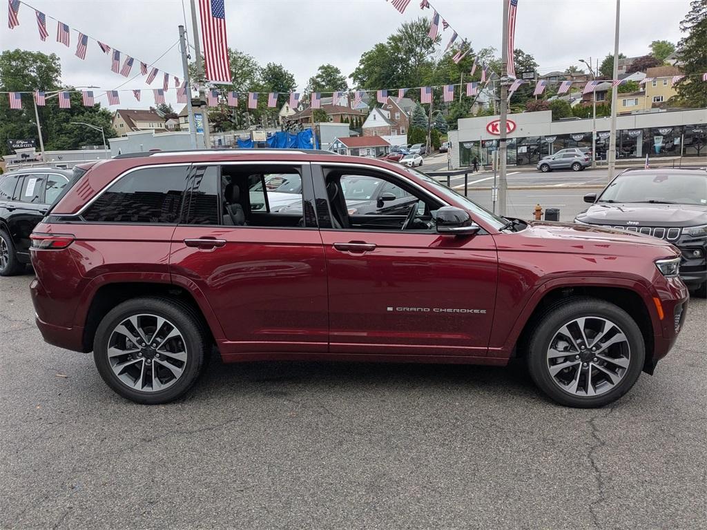 used 2022 Jeep Grand Cherokee car, priced at $38,998