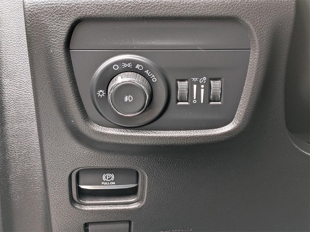 used 2023 Jeep Grand Cherokee car, priced at $41,498