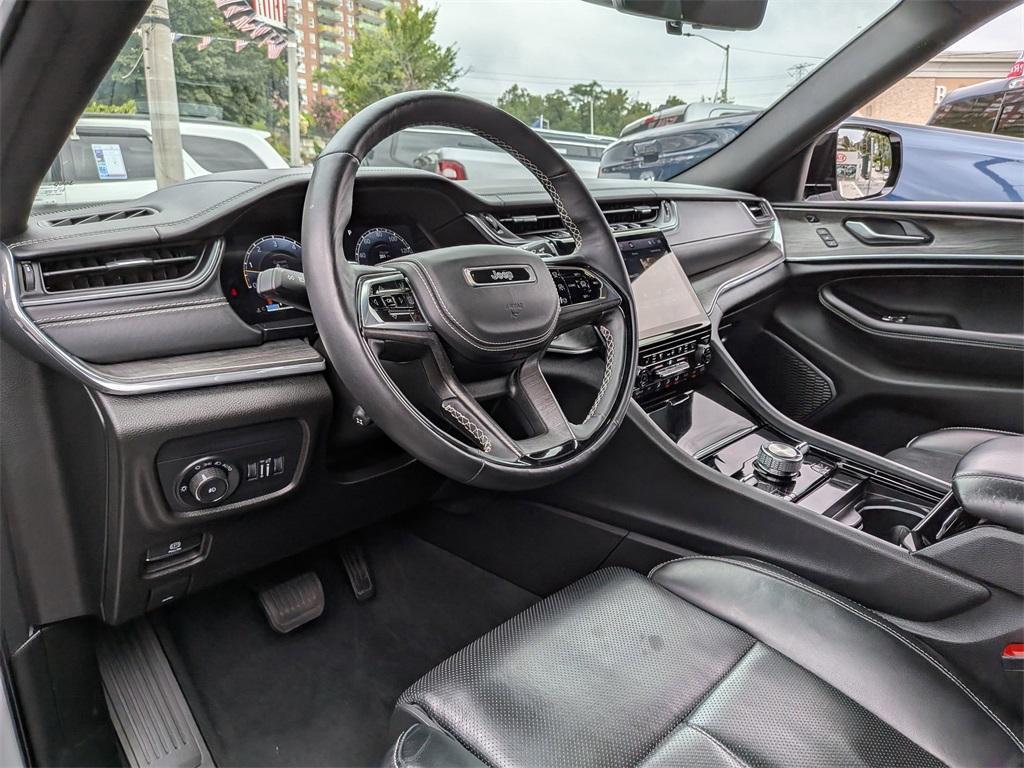 used 2023 Jeep Grand Cherokee car, priced at $41,498