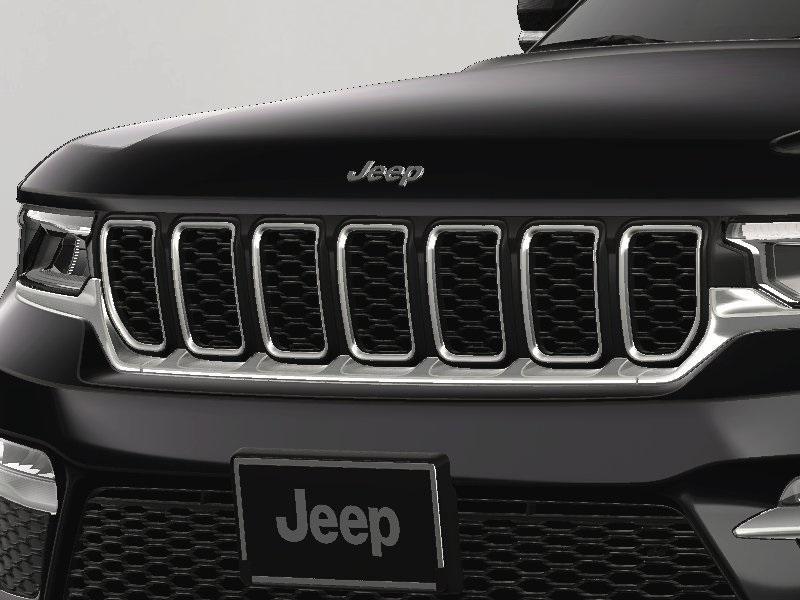 new 2025 Jeep Grand Cherokee car, priced at $48,185