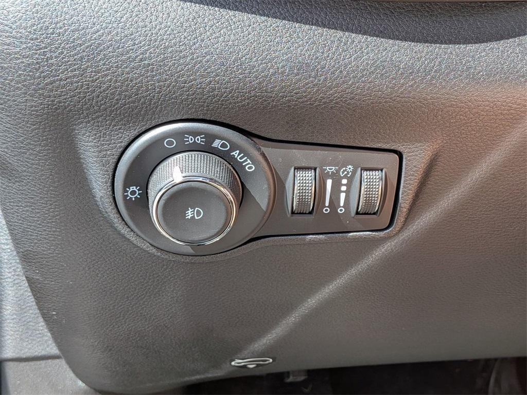 used 2022 Jeep Compass car, priced at $23,999