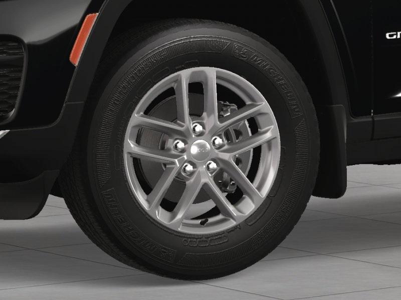 new 2025 Jeep Grand Cherokee car, priced at $42,345