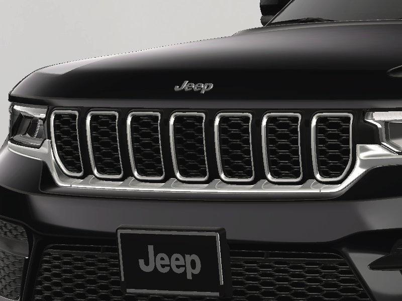 new 2025 Jeep Grand Cherokee car, priced at $42,345