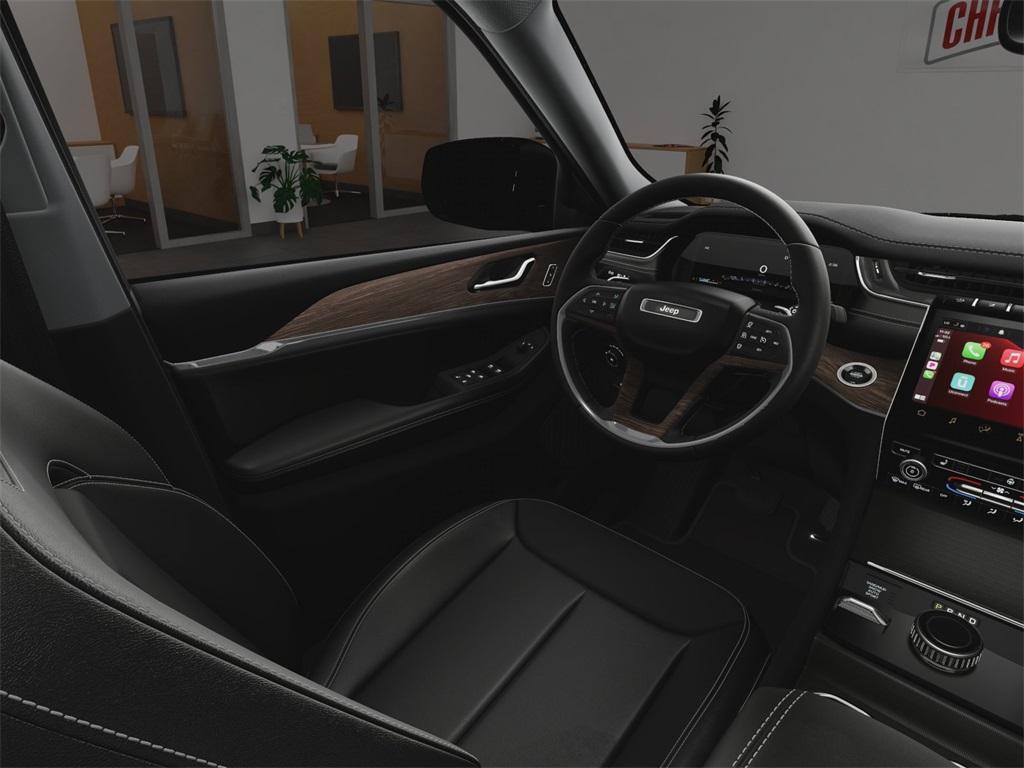 new 2025 Jeep Grand Cherokee car, priced at $48,185