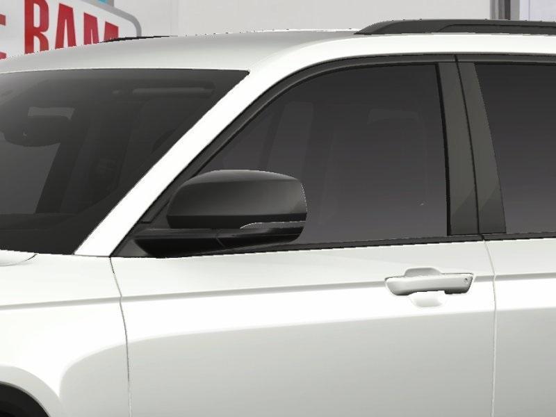 new 2025 Jeep Grand Cherokee car, priced at $49,890
