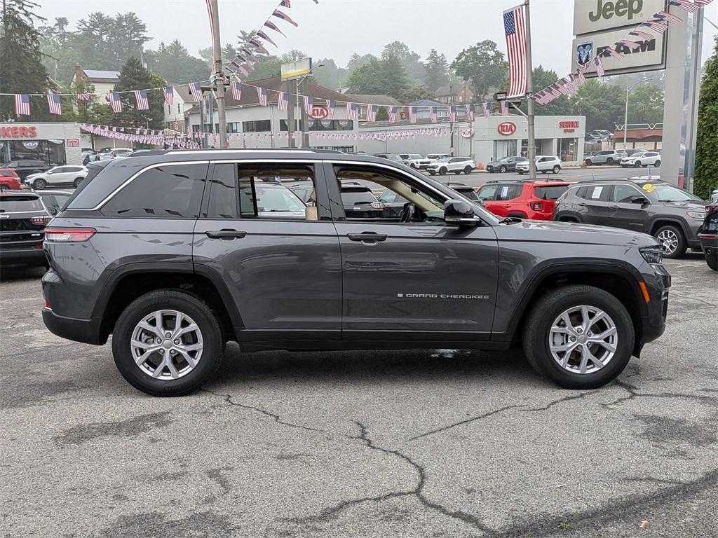 used 2022 Jeep Grand Cherokee car, priced at $33,498