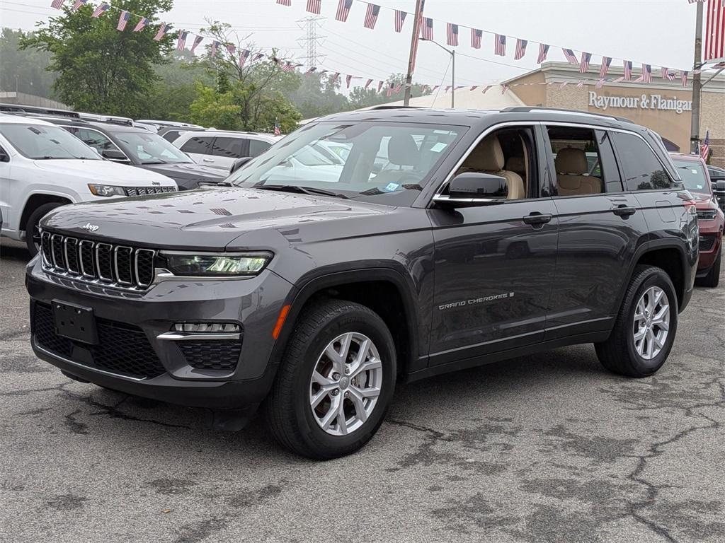 used 2022 Jeep Grand Cherokee car, priced at $33,498