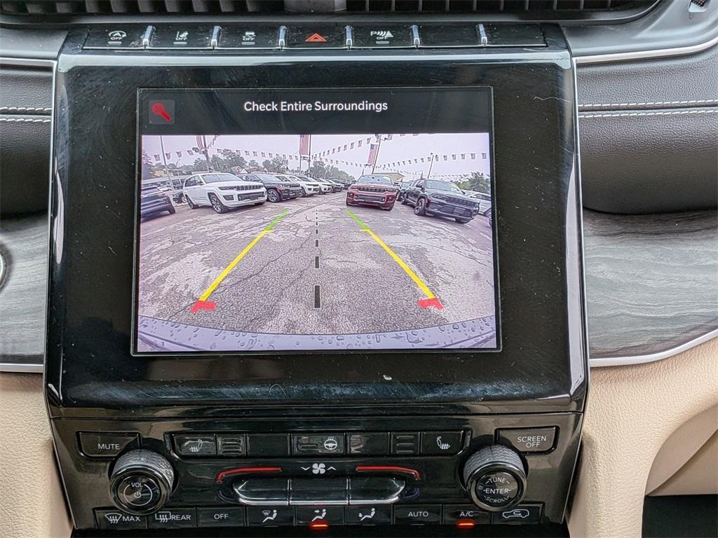 used 2022 Jeep Grand Cherokee car, priced at $33,498