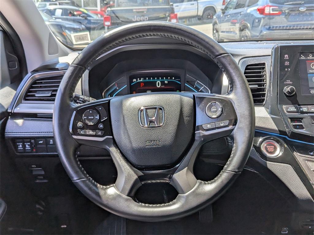 used 2024 Honda Odyssey car, priced at $42,999