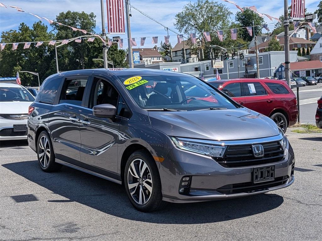 used 2024 Honda Odyssey car, priced at $42,999